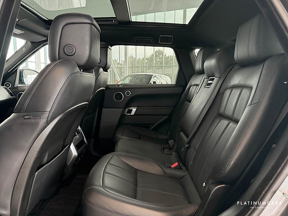 Land Rover Range Rover Sport 8 of 21