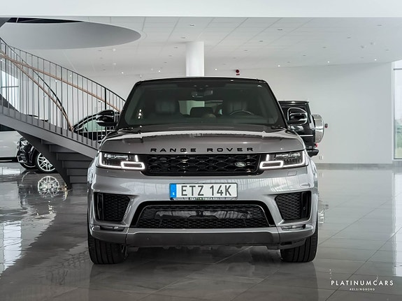 Land Rover Range Rover Sport 3 of 21