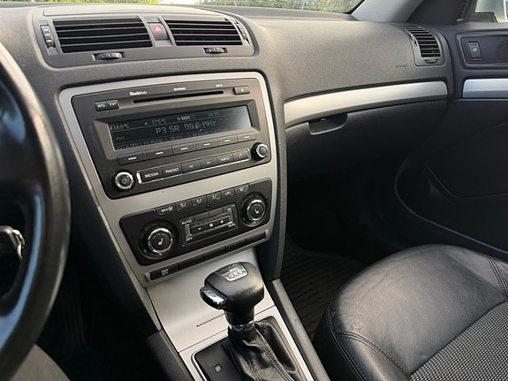 Skoda Octavia 3 of 6