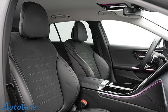 Mercedes-Benz C300 18 of 26