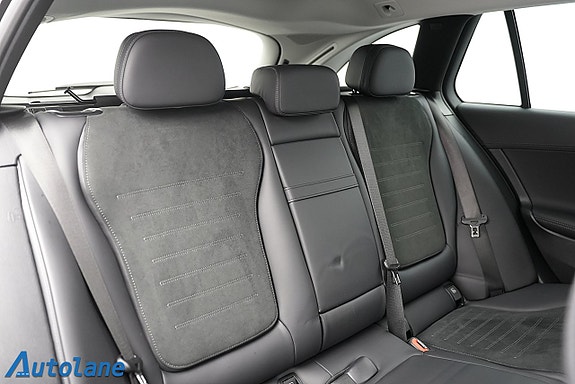 Mercedes-Benz C300 20 of 26