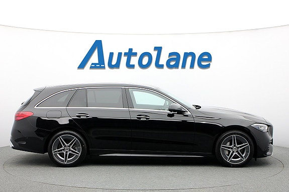 Mercedes-Benz C300 9 of 26