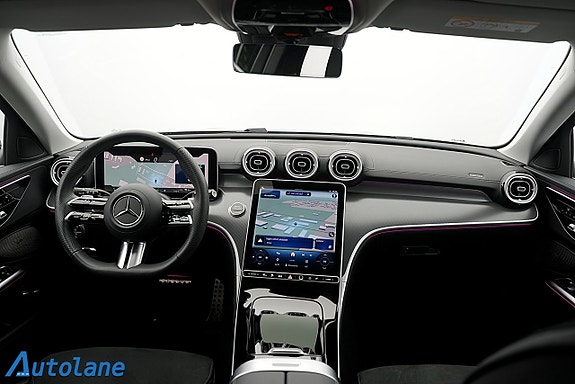 Mercedes-Benz C300 14 of 26