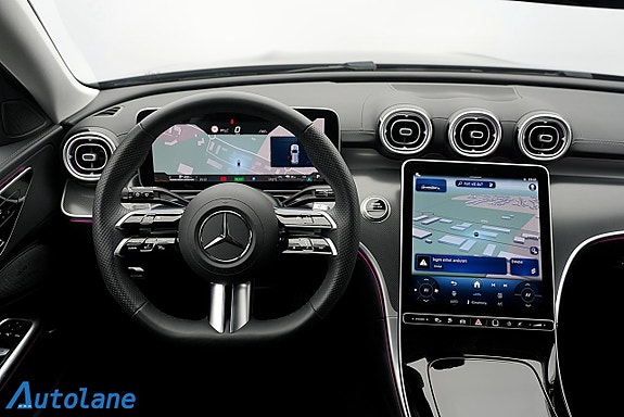 Mercedes-Benz C300 15 of 26