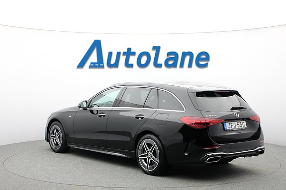 Mercedes-Benz C300 6 of 26