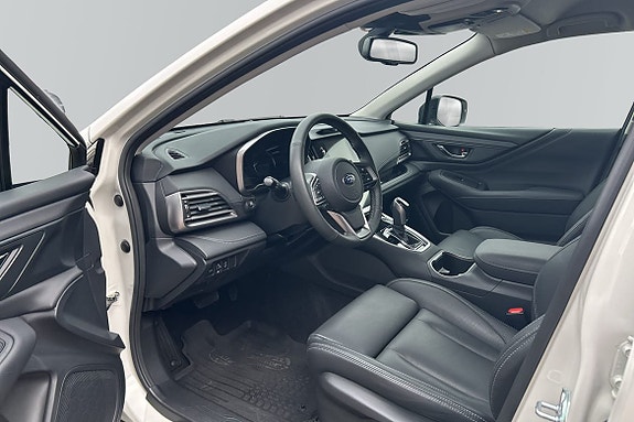 Subaru Outback 6 of 12