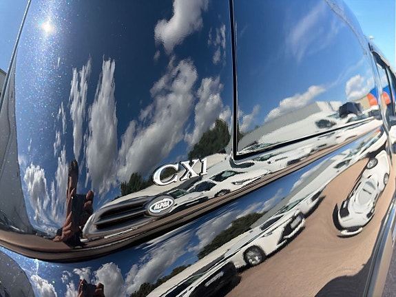 Toyota HiLux 19 of 30
