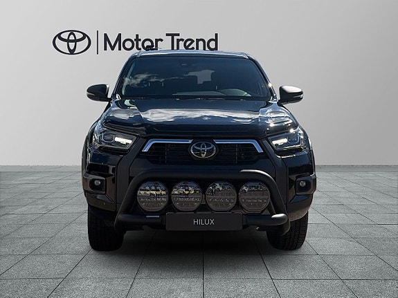 Toyota HiLux 6 of 30