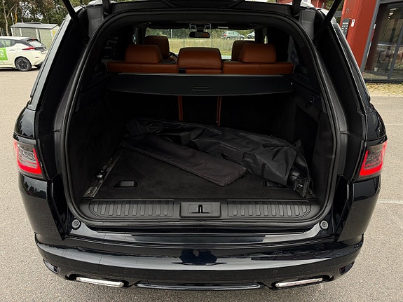 Land Rover Range Rover Sport 13 of 30