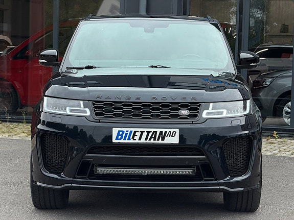 Land Rover Range Rover Sport 3 of 30