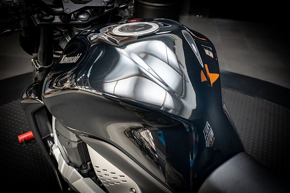 Kawasaki Z750 10 of 13