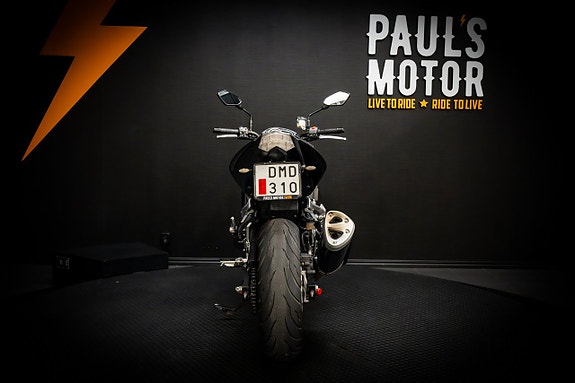 Kawasaki Z750 4 of 13