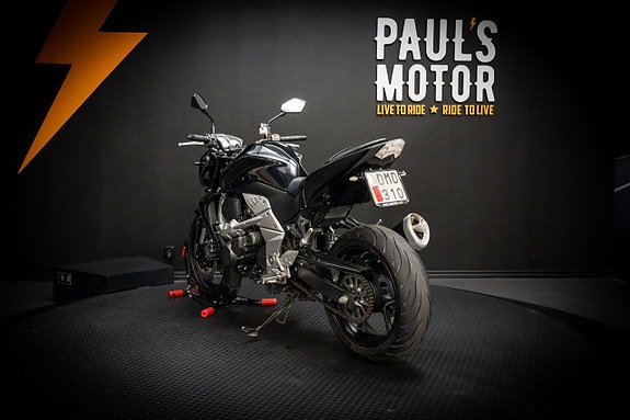 Kawasaki Z750 5 of 13