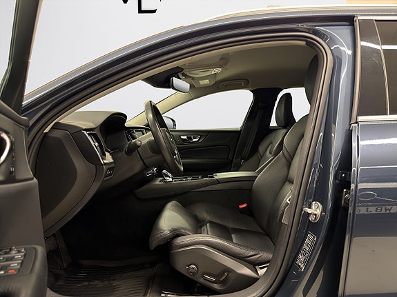 Volvo V60 8 of 19