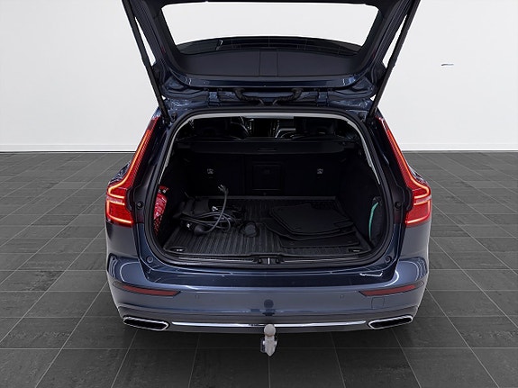 Volvo V60 14 of 19
