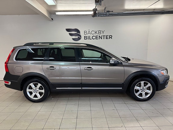 Volvo XC70 6 of 15
