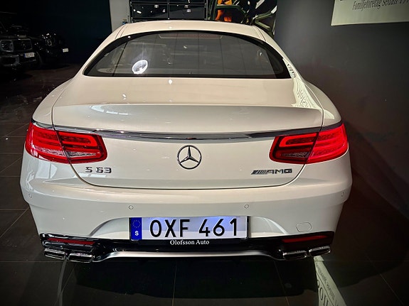 Mercedes-Benz S63 16 of 18