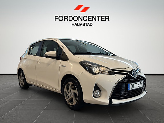 Toyota Yaris 3 of 23