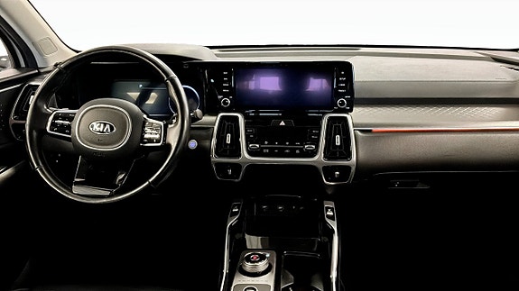Kia Sorento 4 of 9