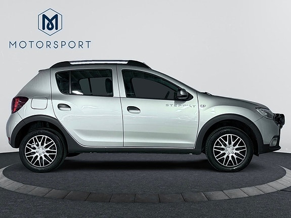 Dacia Sandero Stepway 7 of 19