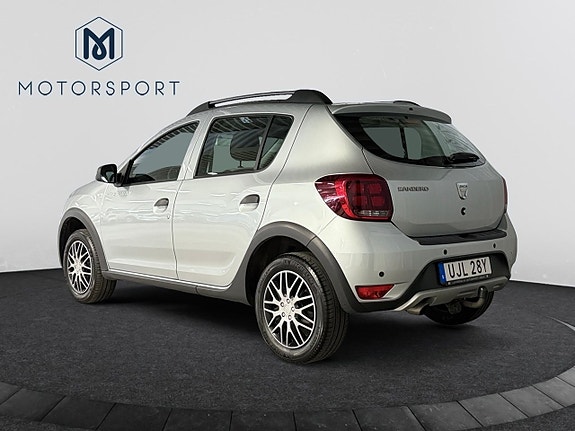 Dacia Sandero Stepway 3 of 19