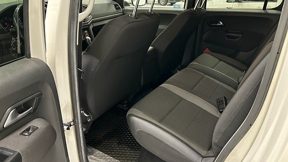 Volkswagen Amarok 6 of 6