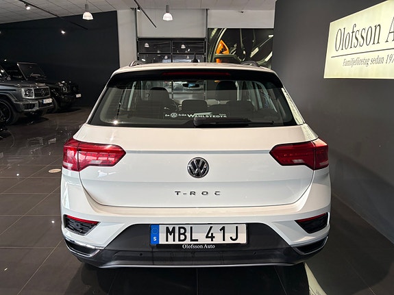 Volkswagen T-Roc 13 of 13