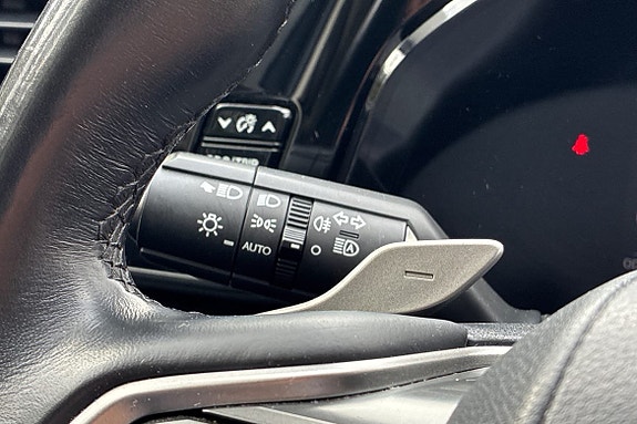 Lexus NX350h 21 of 22