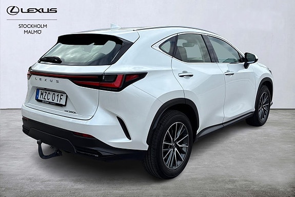 Lexus NX350h 17 of 22