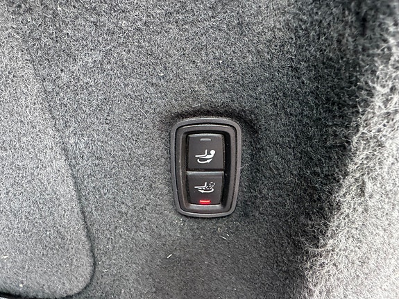 Porsche Cayenne 10 of 11