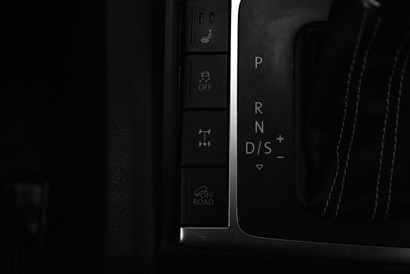 Volkswagen Amarok 16 of 20