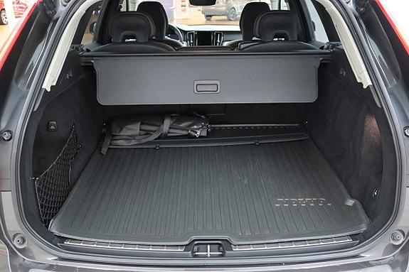 Volvo XC60 23 of 23