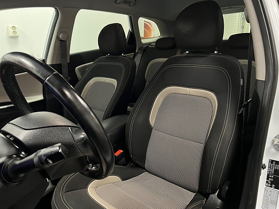 Kia Ceed 9 of 23