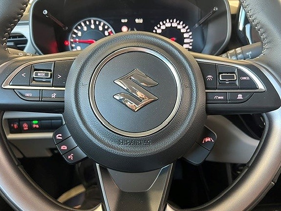 Suzuki Swift 7 of 9