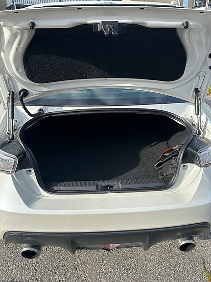 Toyota GT86 8 of 17
