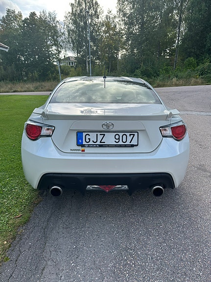 Toyota GT86 6 of 17