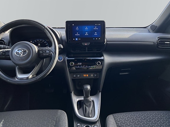 Toyota Yaris Cross 8 of 11