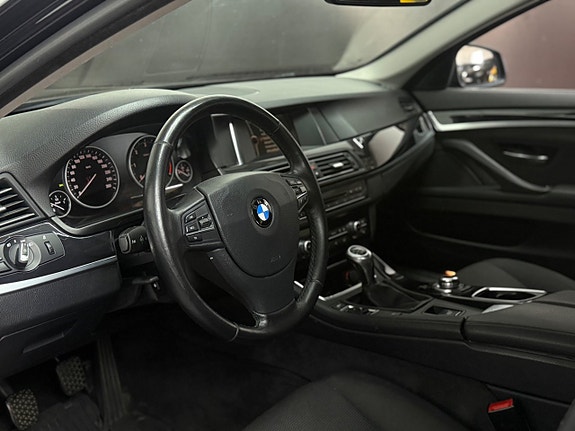 BMW 520d 2 of 22