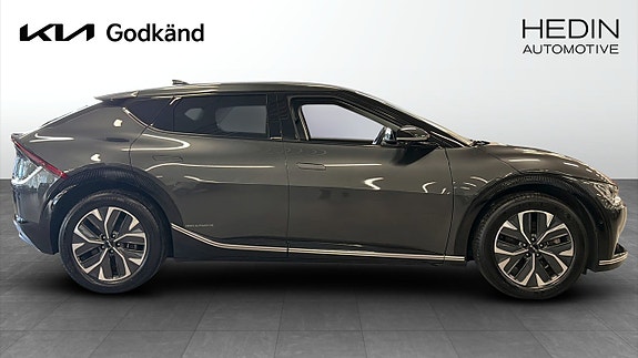 Kia EV6 3 of 26