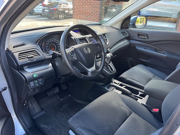 Honda CR-V 10 of 12