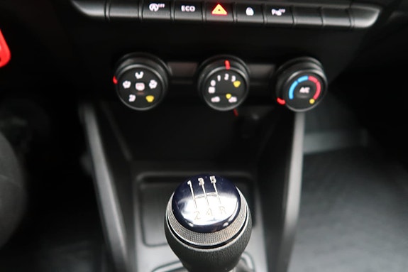 Dacia Duster 10 of 12