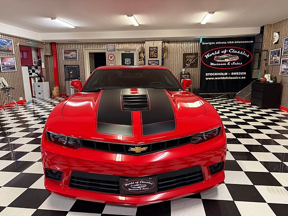Chevrolet Camaro 2 of 26