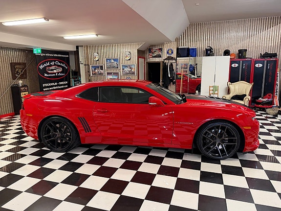 Chevrolet Camaro 4 of 26