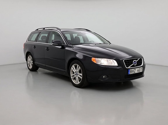 Volvo V70 2 of 15