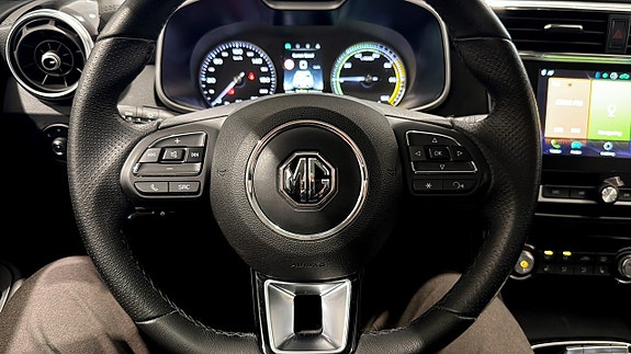 MG ZS 15 of 16