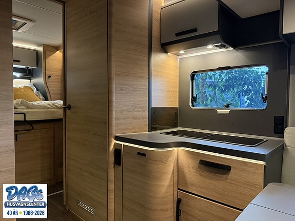 Knaus L!VE WAVE PLATINUM SELECTION 700 DX 12 of 19
