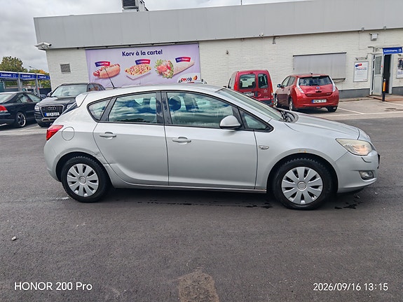 Opel Astra 5 of 11