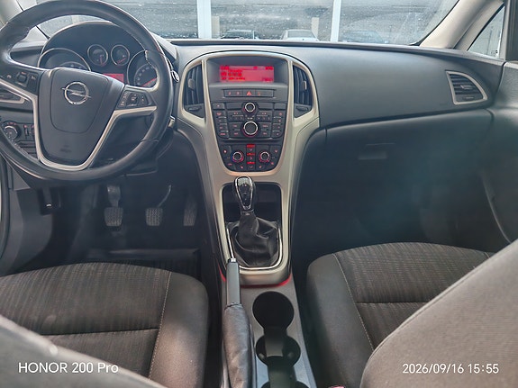 Opel Astra 10 of 11