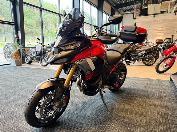 Ducati Multistrada V4 Pikes Peak 8 of 10