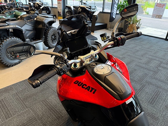 Ducati Multistrada V4 Pikes Peak 9 of 10